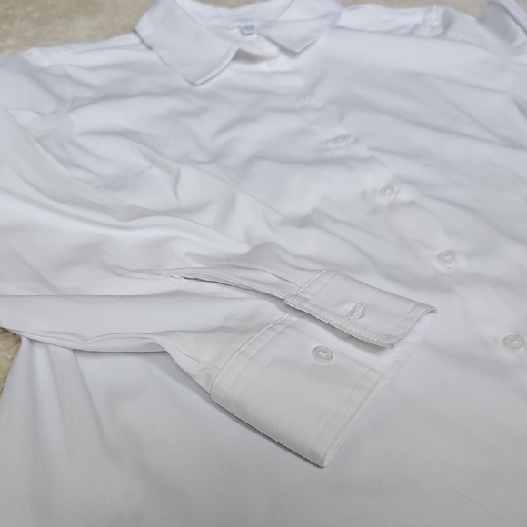 NWOT Time And Tru Classic White Women's Shirt - Picture 3 of 4